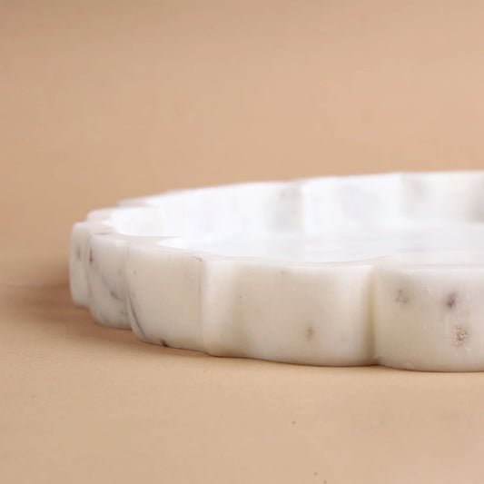 Petal Tray - White Marble Lotus Petal Tray