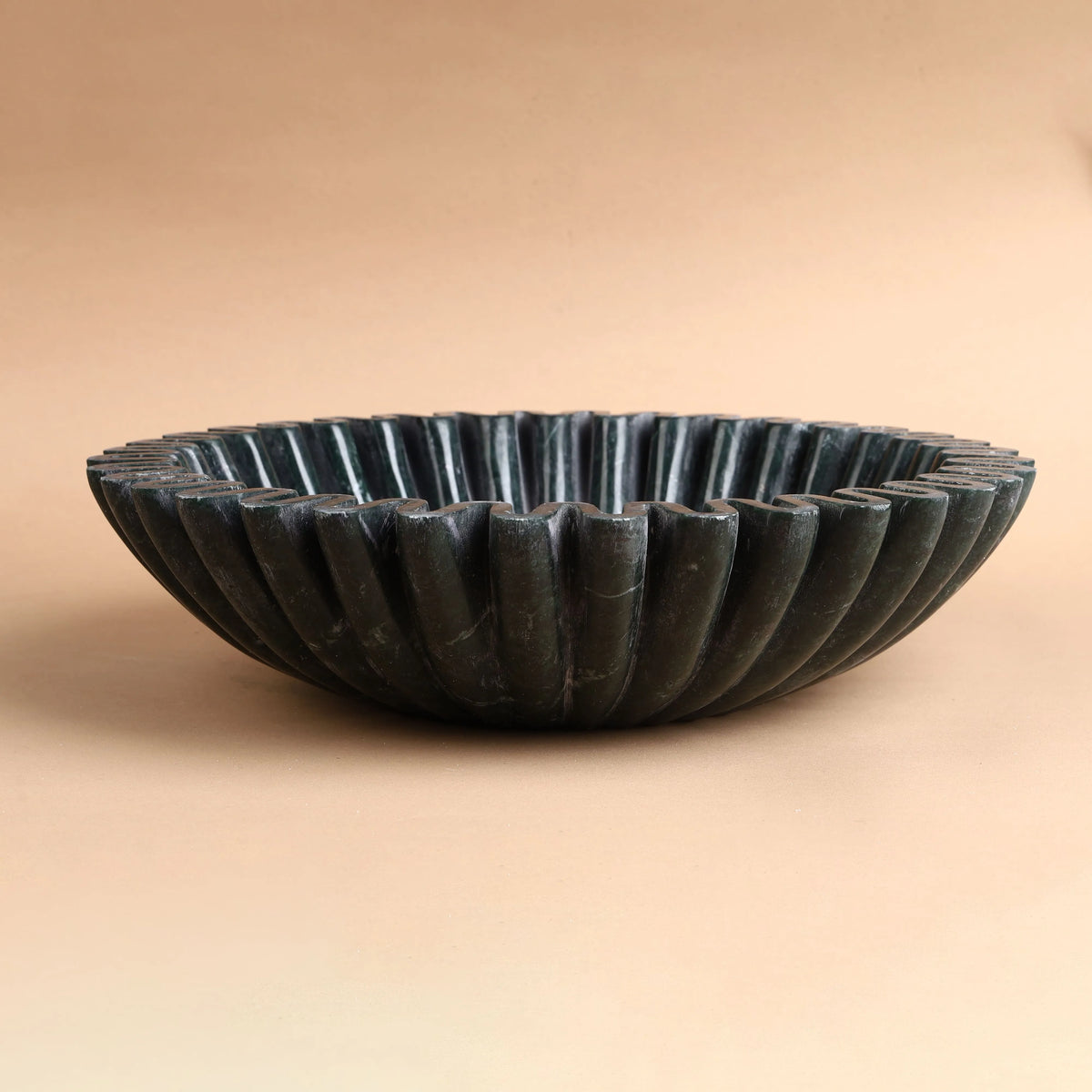 Ripple Bowl – Black Marble Fluted Bowl with Wavy Rim