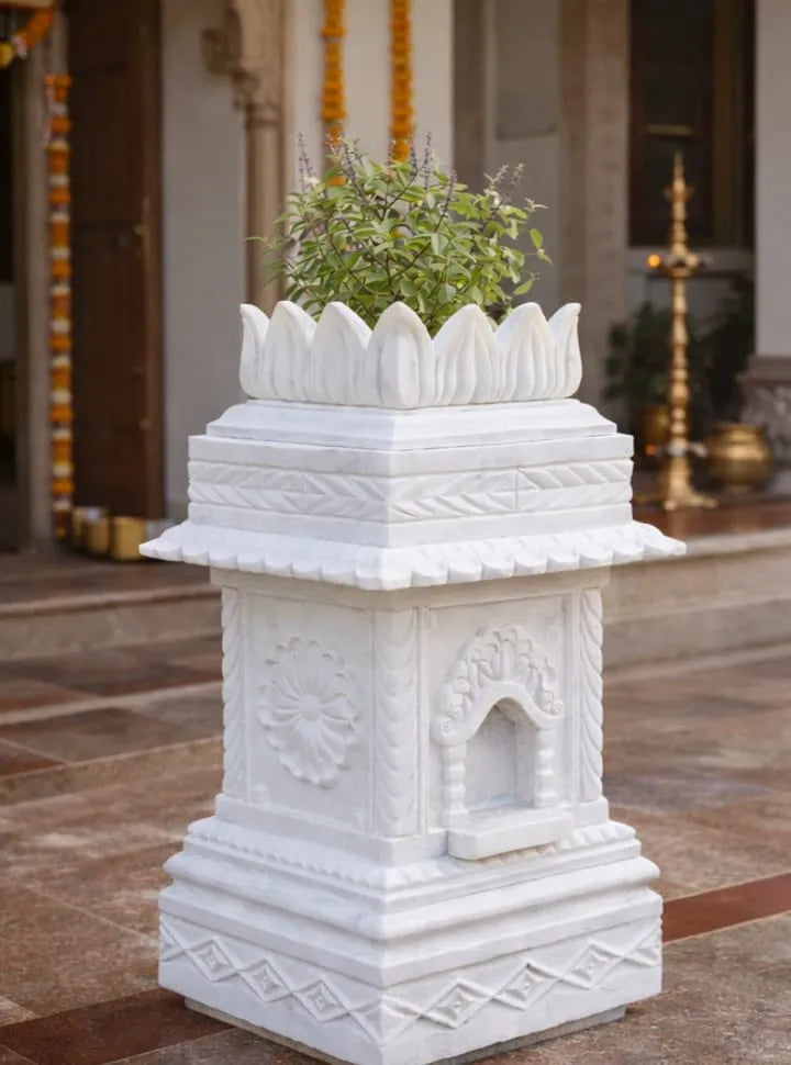 TULSI WHITE GHADAI